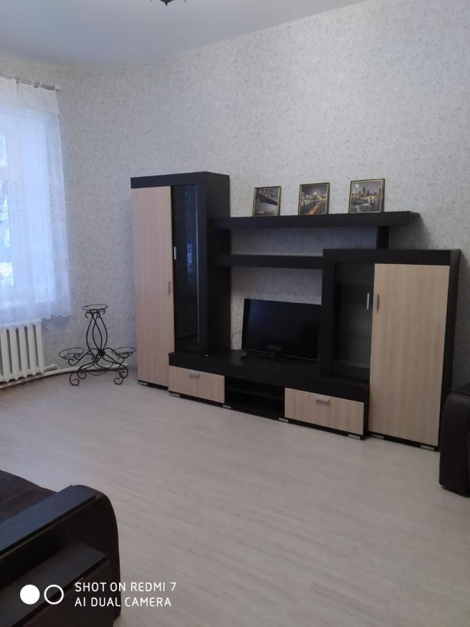 Apartment Theatre Shepkina 2 Rooms II Sumy Exterior photo